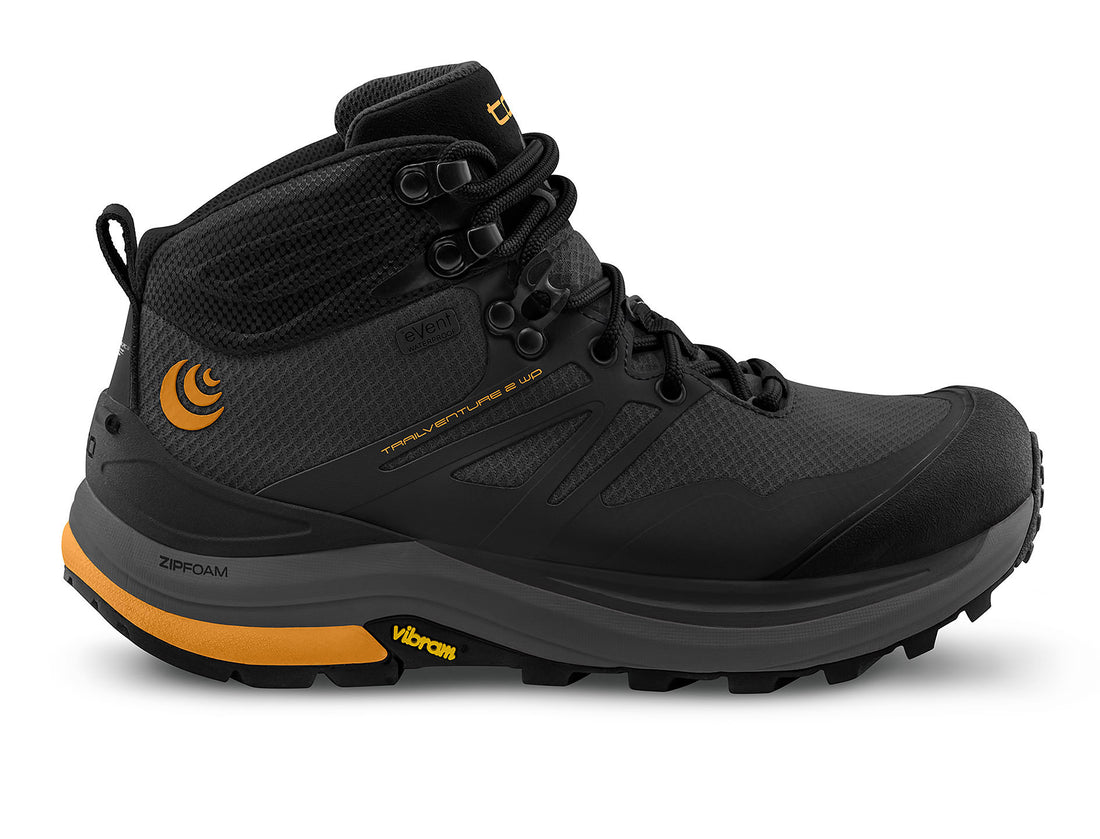 Topo Athletic Trailventure 2 WP Charcoal / Orange –  Herren Wanderschuh - Wasserdichter Komfort für jedes Abenteuer