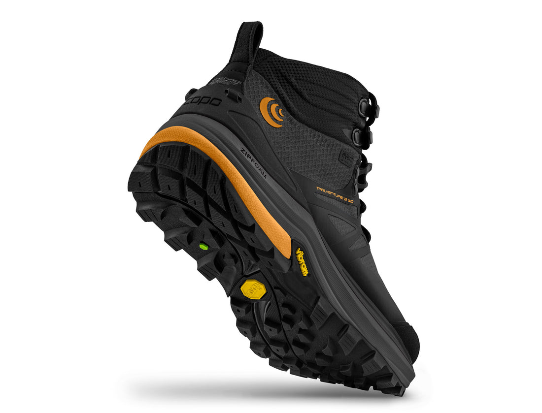 Topo Athletic Trailventure 2 WP Charcoal / Orange –  Herren Wanderschuh - Wasserdichter Komfort für jedes Abenteuer