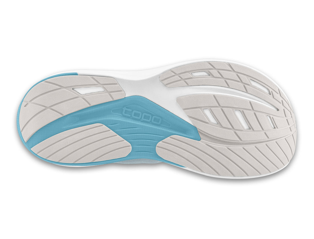 Topo Athletic Ultrafly 6 Grey Sky – Damenlaufschuhe. Stabilität, Dämpfung und Dynamik in perfekter Balance