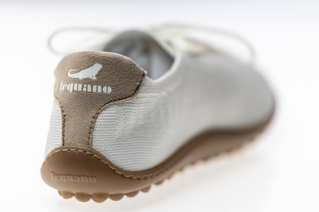 Advice White - Weltweit erster Barfußschuh mit Hybrid Sohle