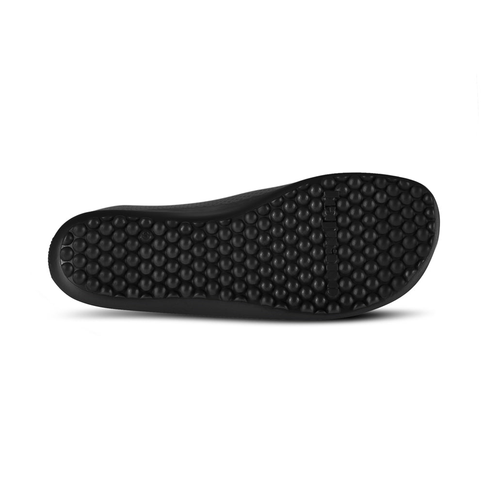Aktiv Schwarz -  minimalistischer & luftiger Sneaker